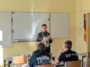 Mądre wybory na start – wizyta przedstawicielek Urzędu Pracy w klasie 8